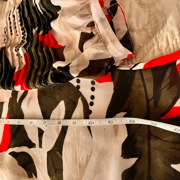 Calvin Klein leaves fabric print long sleeves blouse - Picture 5 of 6